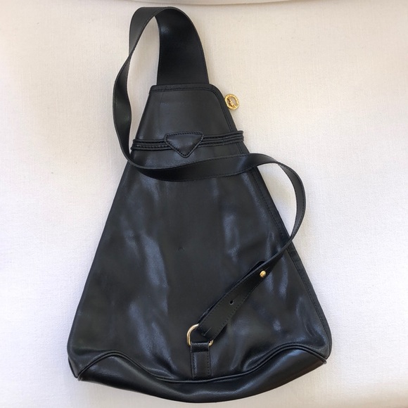 *SOLD* Longchamp Paris Black Leather Crossbody Bag - Picture 4 of 8